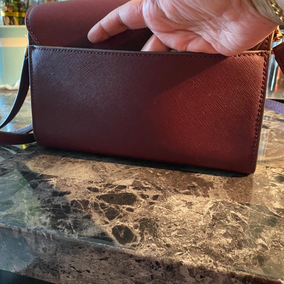 Tory Burch Saffiano Leather Emerson Oxblood Bag - BRAND NEW - Picture 4 of 4